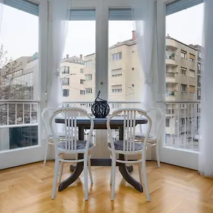 Apartament Golden Hour, Budapesta